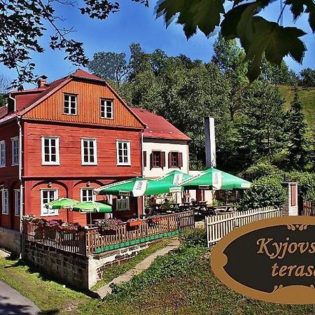 Penzion A Hostinec Kyjovska Terasa Krásná Lípa Extérieur photo