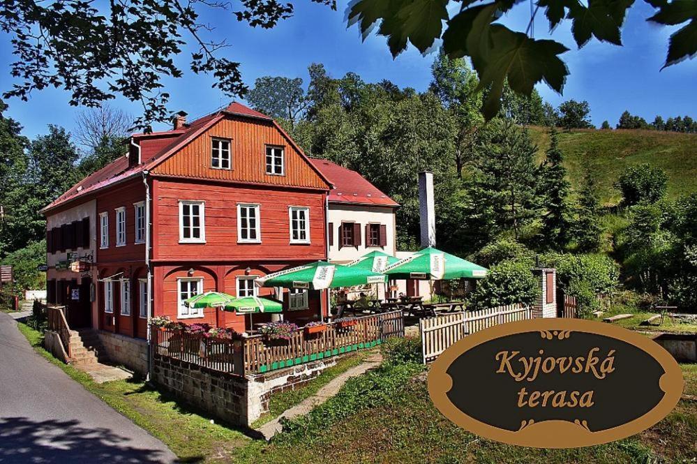 Penzion A Hostinec Kyjovska Terasa Krásná Lípa Extérieur photo